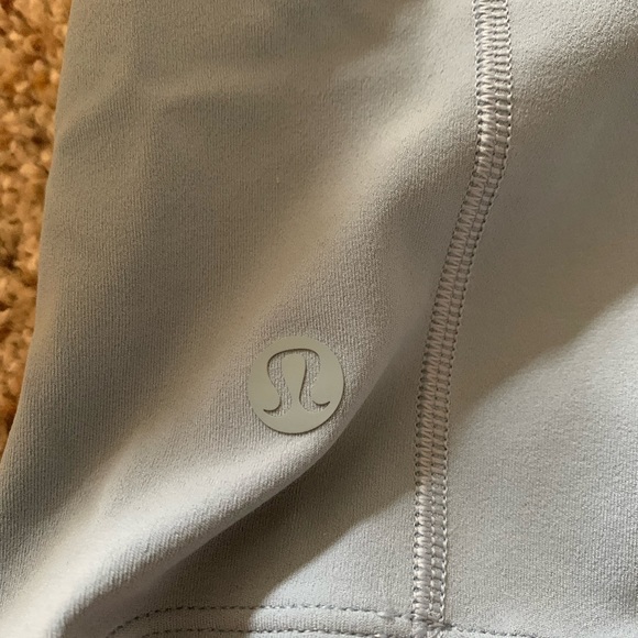 lululemon key to balance tank - Picture 4 of 4